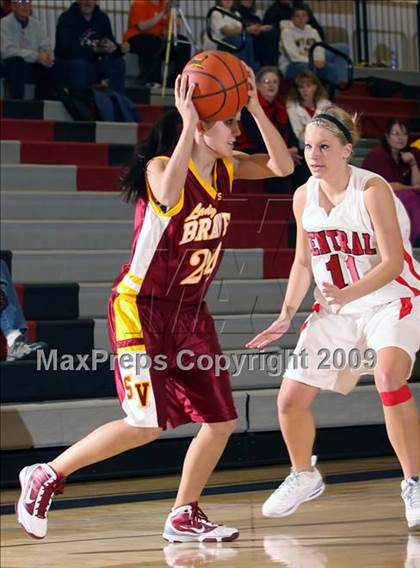 Thumbnail 1 in Star Valley @ Central High (2009 McDonald Classic) photogallery.