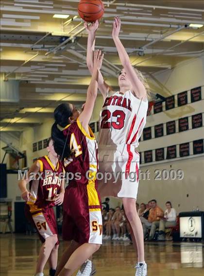 Thumbnail 2 in Star Valley @ Central High (2009 McDonald Classic) photogallery.