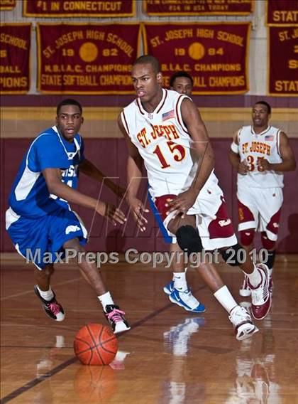 Thumbnail 1 in Crosby at St. Joseph (CIAC 2nd Round) photogallery.