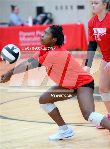 Thumbnail 1 in JV: Bishop Moore @ Oviedo photogallery.