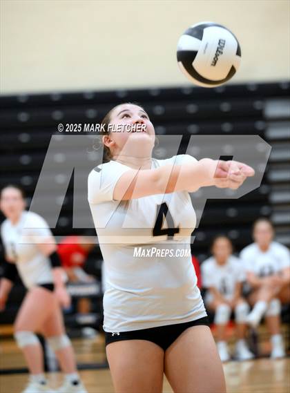 Thumbnail 1 in JV: Bishop Moore @ Oviedo photogallery.