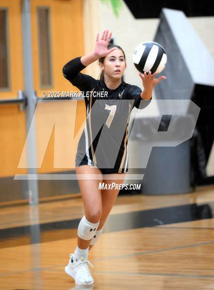 Thumbnail 1 in JV: Bishop Moore @ Oviedo photogallery.