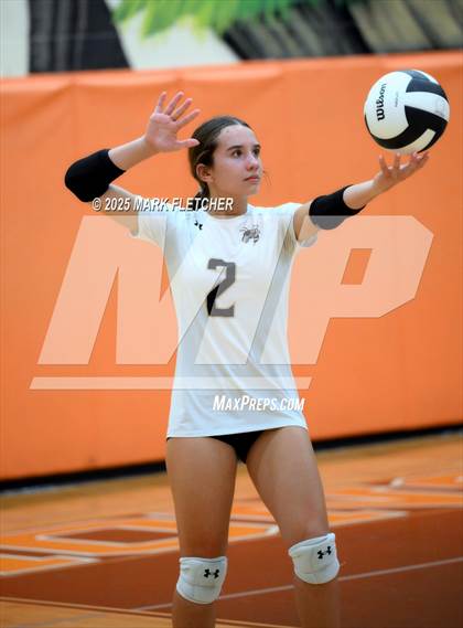Thumbnail 2 in JV: Bishop Moore @ Oviedo photogallery.