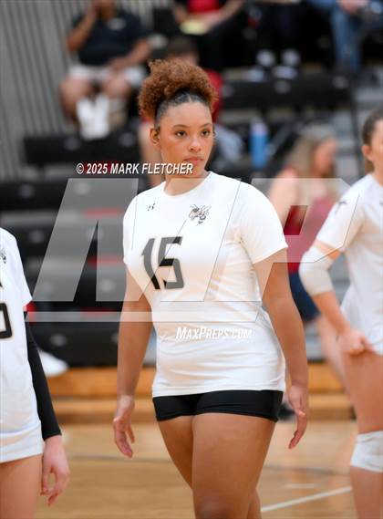 Thumbnail 2 in JV: Bishop Moore @ Oviedo photogallery.