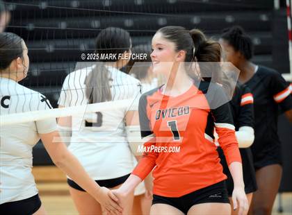 Thumbnail 2 in JV: Bishop Moore @ Oviedo photogallery.