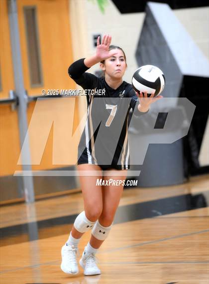 Thumbnail 1 in JV: Bishop Moore @ Oviedo photogallery.