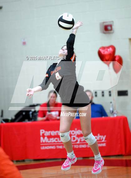 Thumbnail 1 in JV: Bishop Moore @ Oviedo photogallery.