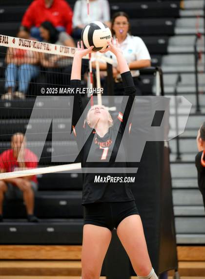 Thumbnail 1 in JV: Bishop Moore @ Oviedo photogallery.