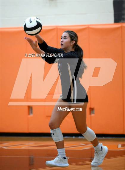 Thumbnail 1 in JV: Bishop Moore @ Oviedo photogallery.