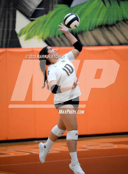 Thumbnail 2 in JV: Bishop Moore @ Oviedo photogallery.
