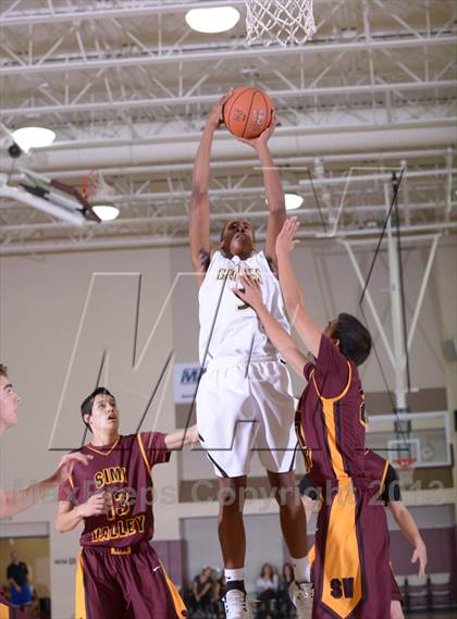 Thumbnail 2 in Godinez vs. Simi Valley (MaxPreps Holiday Classic) photogallery.
