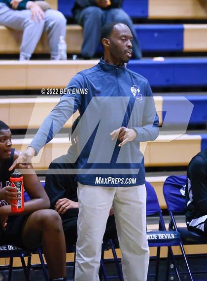 Thumbnail 1 in Etowah vs Luella (Lemon Street Classic) photogallery.