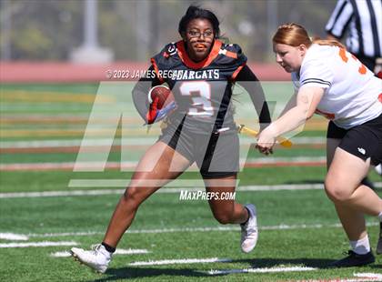 Thumbnail 3 in San Mateo vs Woodside (Aragon HS) photogallery.