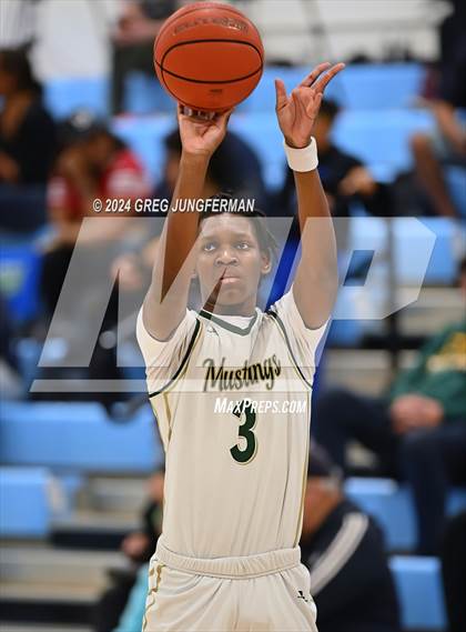 Thumbnail 2 in Monterey Trail vs. Branson (The Crush in the Valley, Grind Sessions) photogallery.