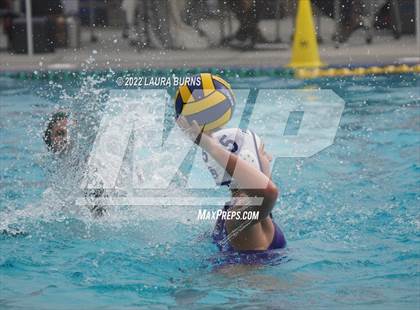 Thumbnail 2 in St. Mary's vs Morro Bay (Arroyo Grande Fall Classic) photogallery.