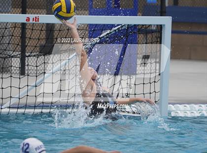 Thumbnail 2 in St. Mary's vs Morro Bay (Arroyo Grande Fall Classic) photogallery.