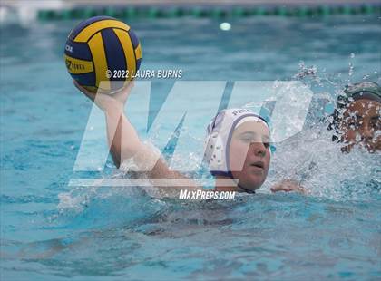 Thumbnail 3 in St. Mary's vs Morro Bay (Arroyo Grande Fall Classic) photogallery.