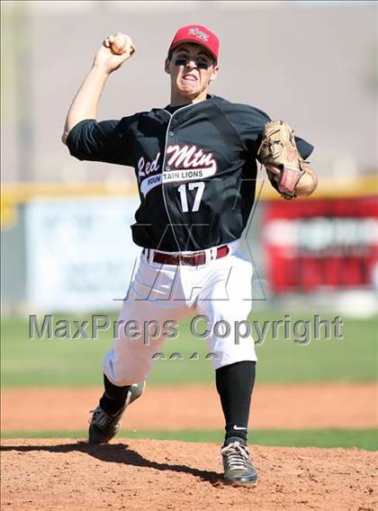 Thumbnail 3 in Red Mountain vs. Desert Vista photogallery.