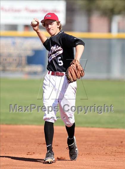 Thumbnail 1 in Red Mountain vs. Desert Vista photogallery.