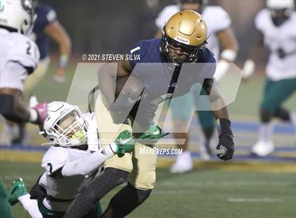 Thumbnail 2 in Helix vs. Mater Dei Catholic (CIF Division 2-AA SoCal Regional Final) photogallery.