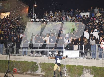 Thumbnail 2 in Helix vs. Mater Dei Catholic (CIF Division 2-AA SoCal Regional Final) photogallery.