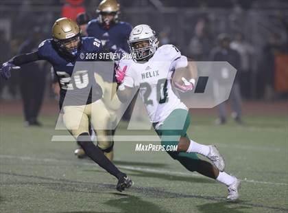 Thumbnail 3 in Helix vs. Mater Dei Catholic (CIF Division 2-AA SoCal Regional Final) photogallery.