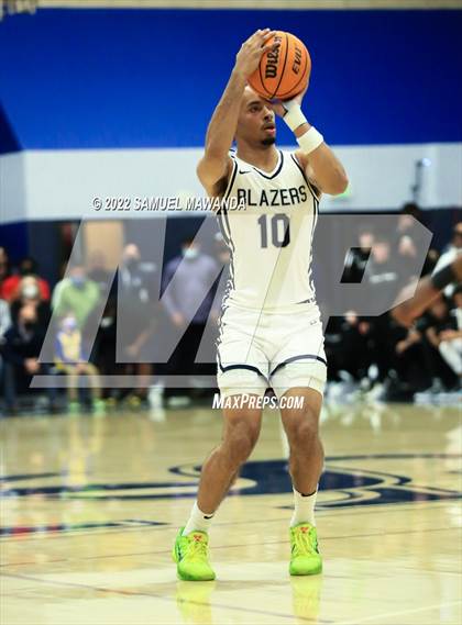 Thumbnail 3 in  Harvard-Westlake @ Sierra Canyon (Open Division CIF SS Playoffs Pool B) photogallery.
