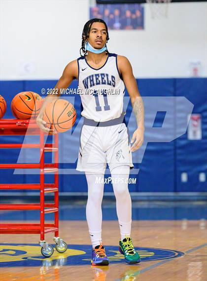 Thumbnail 3 in Graphic Communication Arts vs. Washington Heights Expeditionary (PSAL Manhattan Boro Final) photogallery.