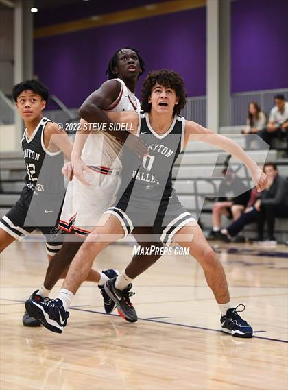 Thumbnail 2 in Clayton Valley Charter vs. Memorial (The Holiday Classic 2022) photogallery.