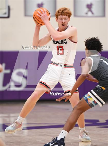 Thumbnail 1 in Clayton Valley Charter vs. Memorial (The Holiday Classic 2022) photogallery.