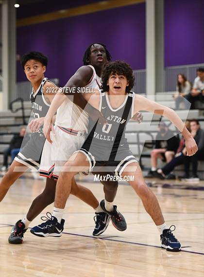 Thumbnail 1 in Clayton Valley Charter vs. Memorial (The Holiday Classic 2022) photogallery.