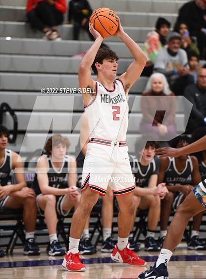 Thumbnail 3 in Clayton Valley Charter vs. Memorial (The Holiday Classic 2022) photogallery.