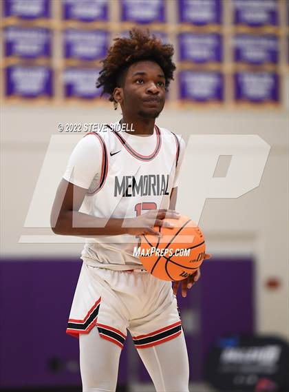 Thumbnail 2 in Clayton Valley Charter vs. Memorial (The Holiday Classic 2022) photogallery.