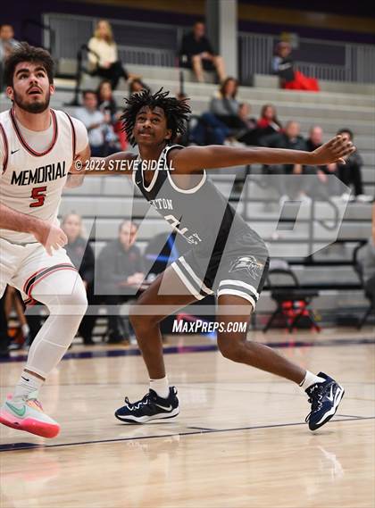 Thumbnail 2 in Clayton Valley Charter vs. Memorial (The Holiday Classic 2022) photogallery.