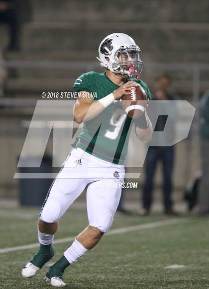 Thumbnail 2 in Helix vs. St. Augustine (CIF SDS D1 Final) photogallery.