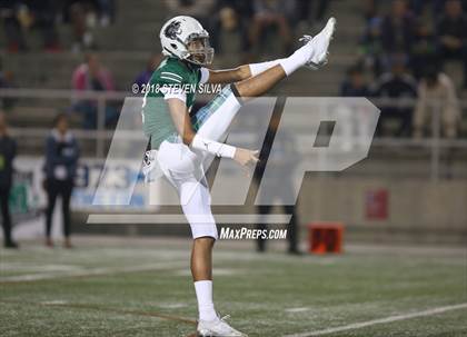 Thumbnail 2 in Helix vs. St. Augustine (CIF SDS D1 Final) photogallery.