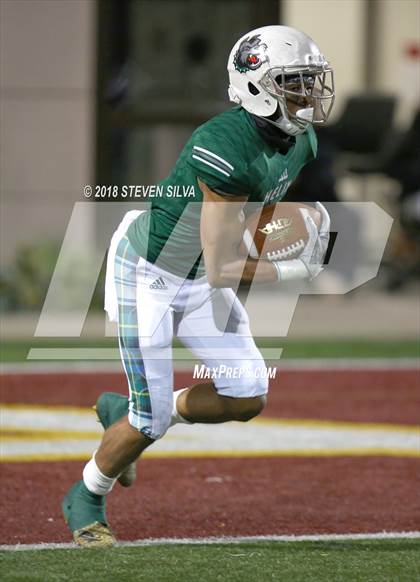 Thumbnail 1 in Helix vs. St. Augustine (CIF SDS D1 Final) photogallery.
