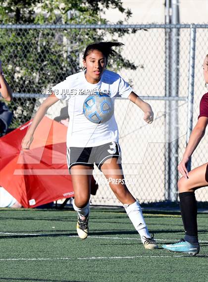 Thumbnail 3 in Las Vegas vs Faith Lutheran photogallery.