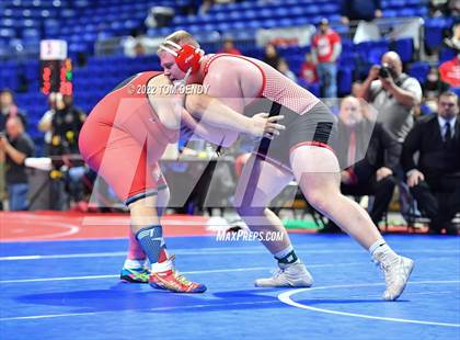 Thumbnail 1 in UIL State Championships - 5A 285lb Final photogallery.