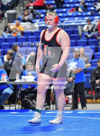 Thumbnail 1 in UIL State Championships - 5A 285lb Final photogallery.