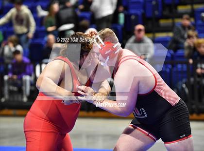 Thumbnail 1 in UIL State Championships - 5A 285lb Final photogallery.