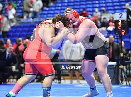 Thumbnail 3 in UIL State Championships - 5A 285lb Final photogallery.