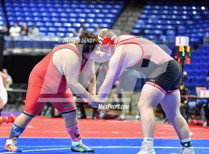 Thumbnail 2 in UIL State Championships - 5A 285lb Final photogallery.