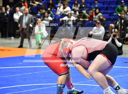 Thumbnail 1 in UIL State Championships - 5A 285lb Final photogallery.