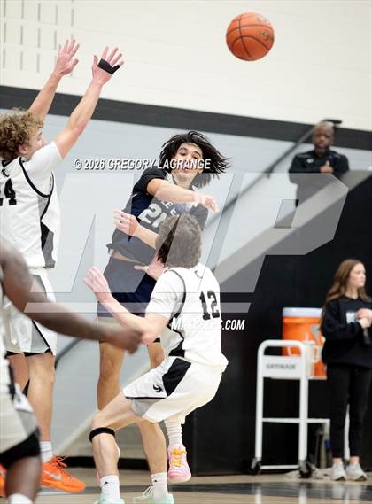 Thumbnail 2 in Little Elm vs Guyer photogallery.