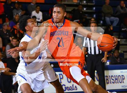 Thumbnail 3 in Roosevelt vs. Bishop Gorman (Tarkanian Classic) photogallery.