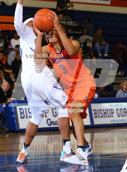 Thumbnail 3 in Roosevelt vs. Bishop Gorman (Tarkanian Classic) photogallery.