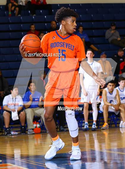 Thumbnail 3 in Roosevelt vs. Bishop Gorman (Tarkanian Classic) photogallery.
