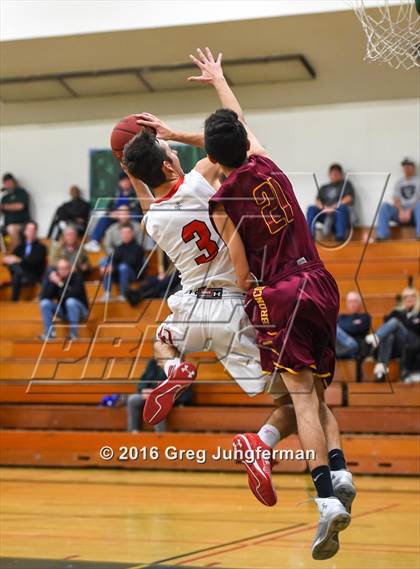 Thumbnail 2 in Northgate vs. Montgomery photogallery.