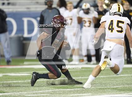Thumbnail 3 in Salpointe Catholic vs. Saguaro (AIA 4A Final) photogallery.